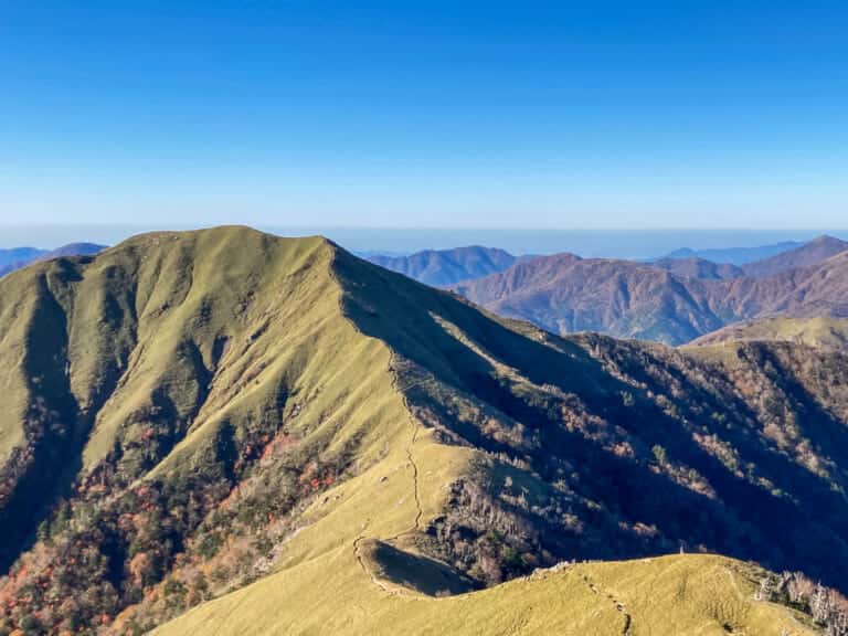 剣山 馬の背
