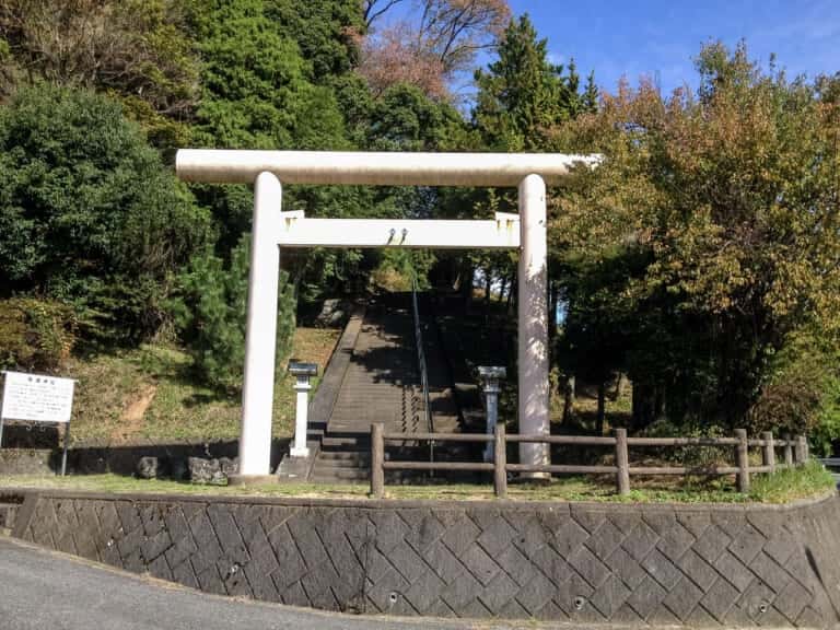 篠畑神社 鳥居 (宇多佐佐波多宮比定地)