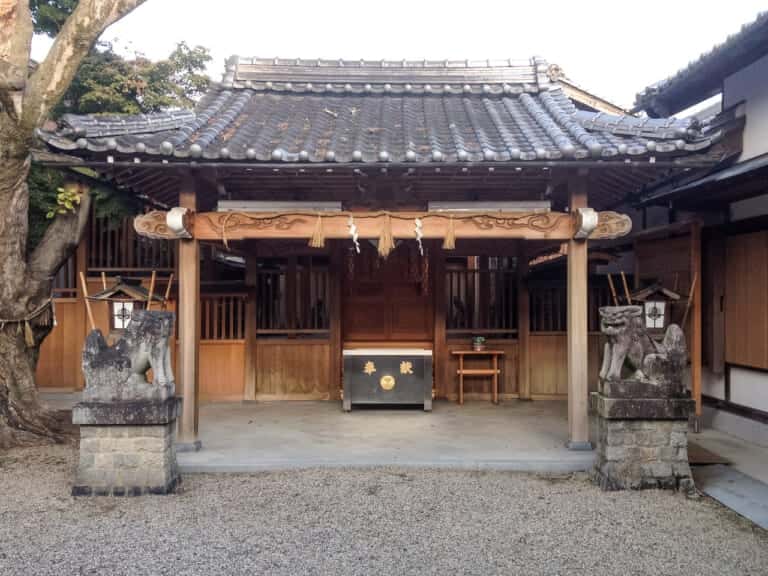 蛭子神社 拝殿 (市守宮比定地)