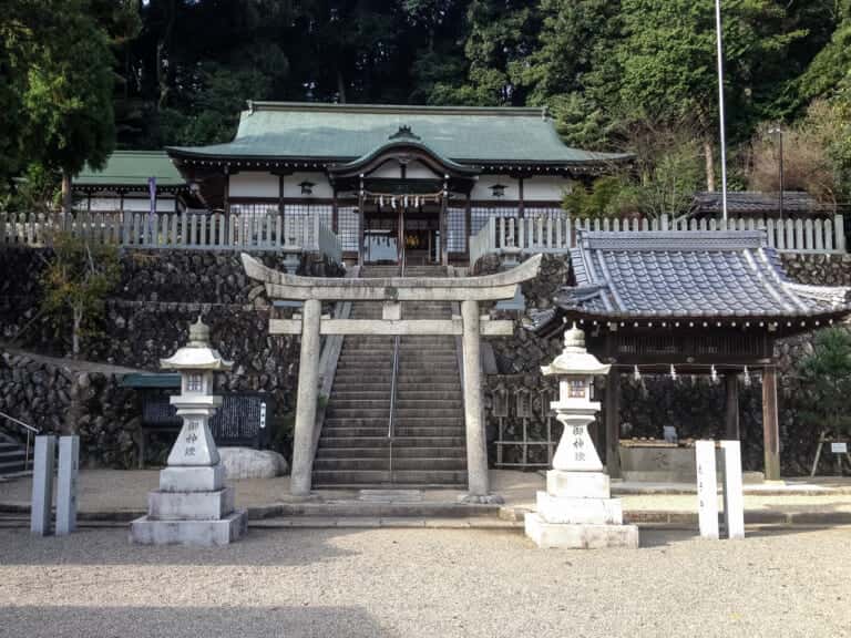 都美恵神社 境内　(敢都美恵宮比定地)