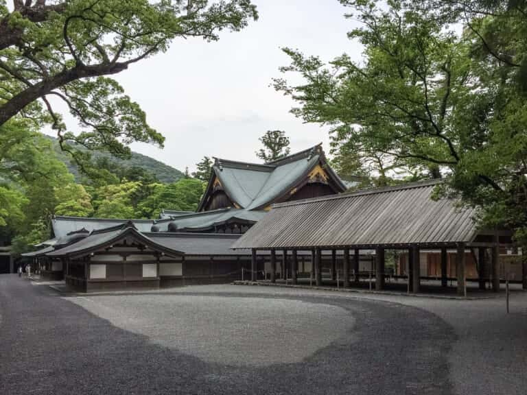 伊勢神宮内宮　神楽殿