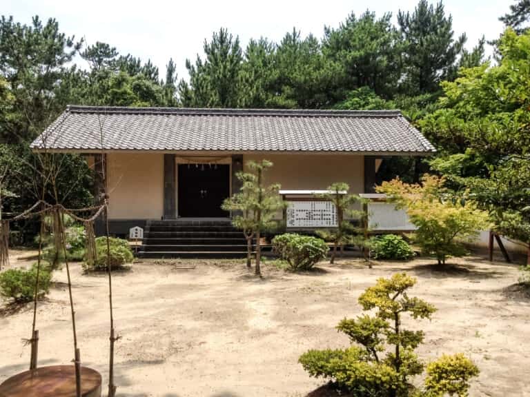 再建された奈多宮宝物殿