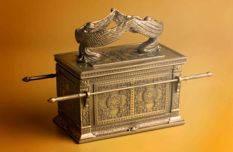 イスラエルの神宝を象徴する聖櫃「契約の箱」