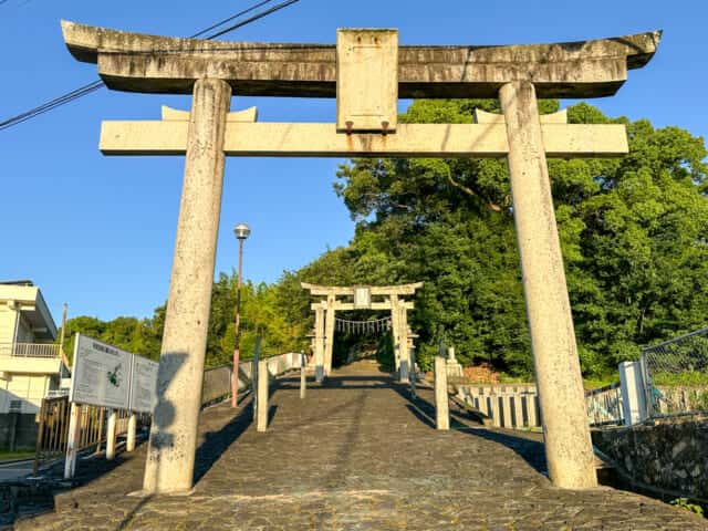 八倉比賣神社
