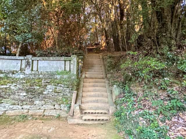 八倉比賣神社